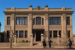 Vieja-Escuela-Normal-luego-Casino-de-Oficiales-ahora-Carrefour_ok